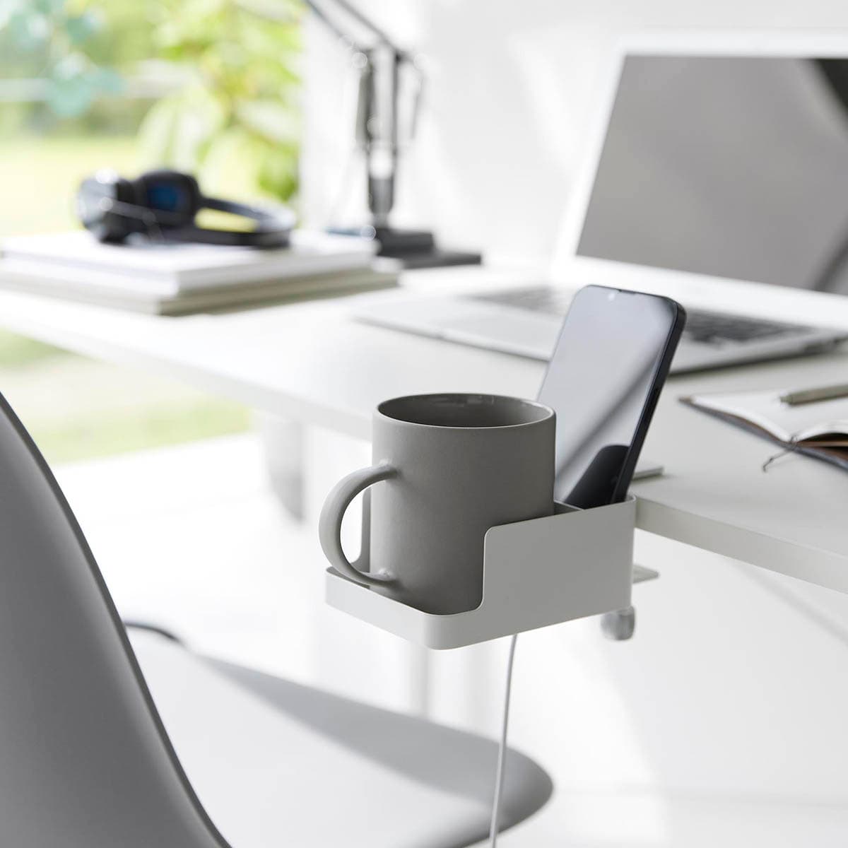 テーブル横スマートフォン&コップホルダー タワーのイメージ
