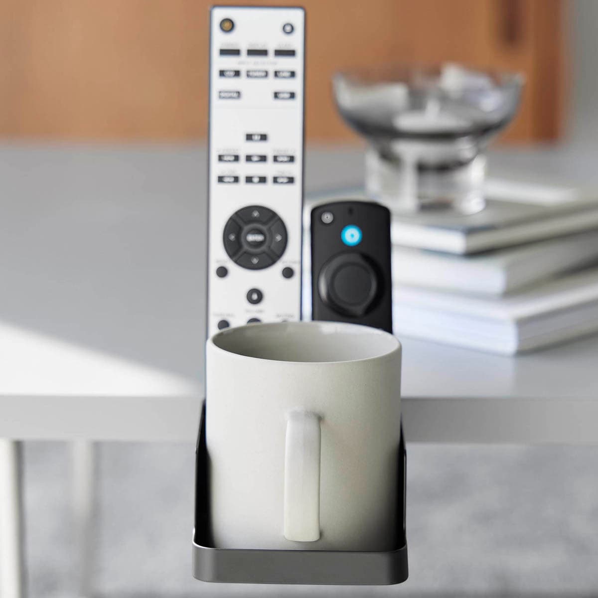 テーブル横スマートフォン&コップホルダー タワーのイメージ