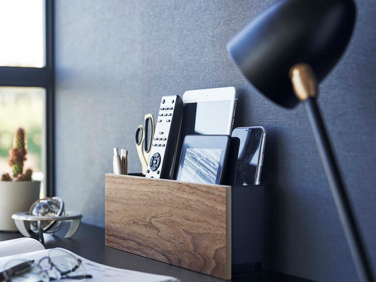 石こうボード壁対応 タブレット&リモコンホルダー リンのイメージ