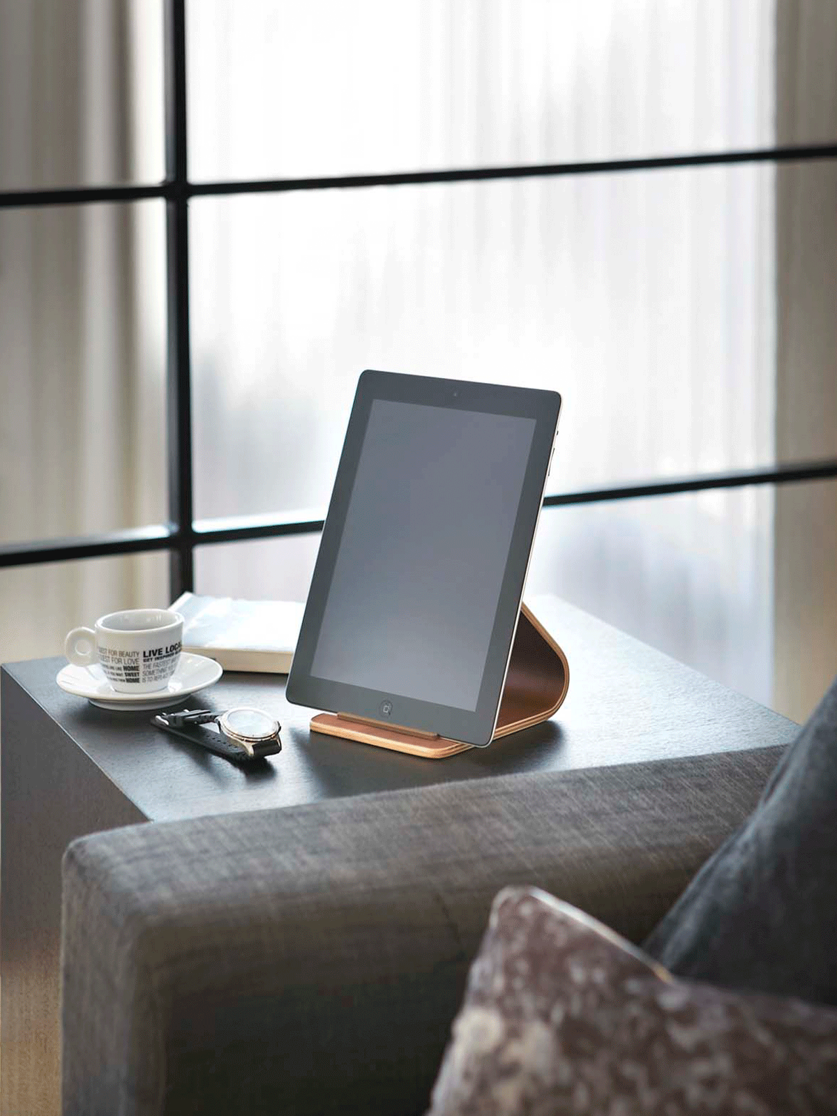 RIN | タブレットスタンド リン | 山崎実業 RIN | タブレットスタンド リン | 山崎実業