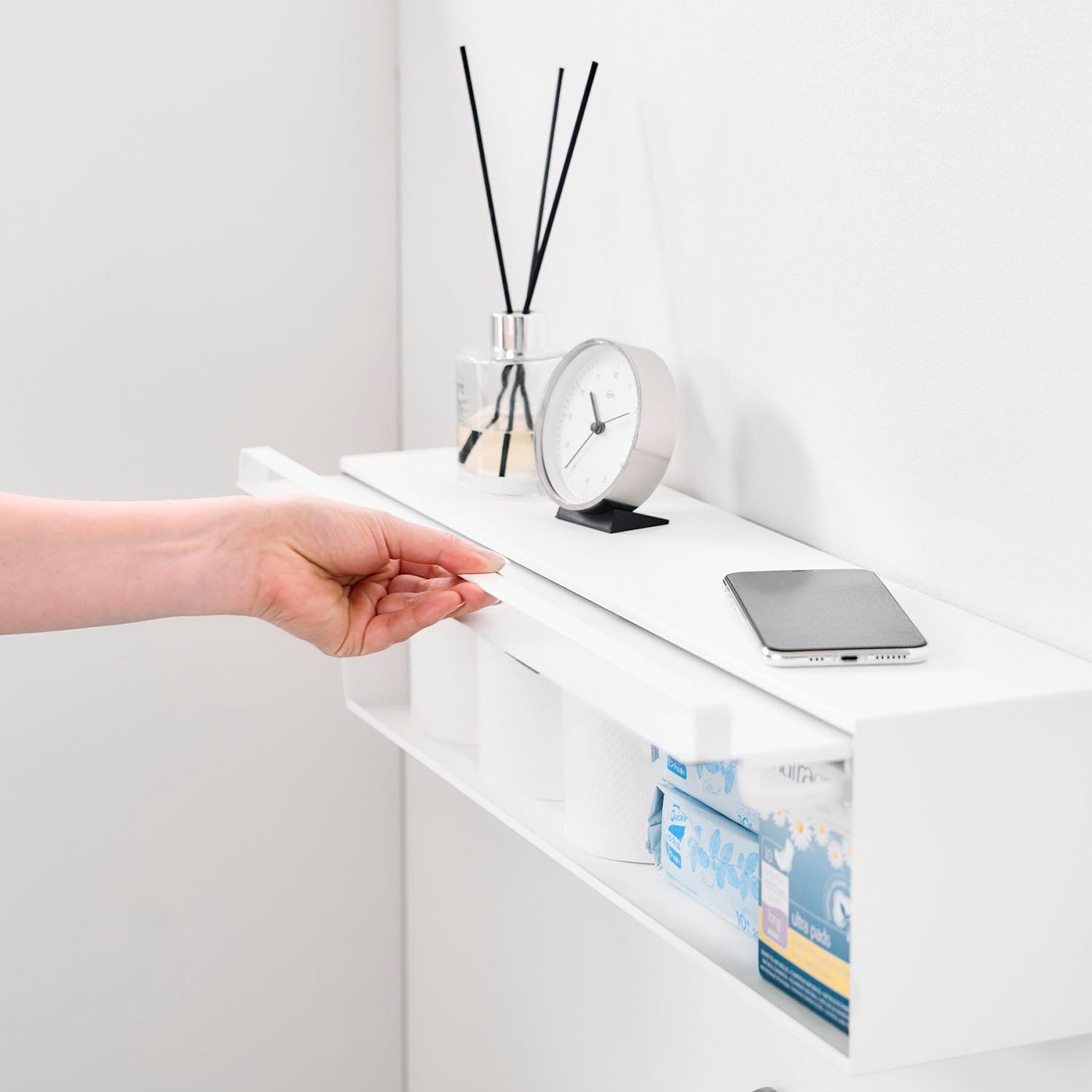 ウォール隠せるトイレ壁収納 タワー 石こうボード壁対応 | 山崎実業
