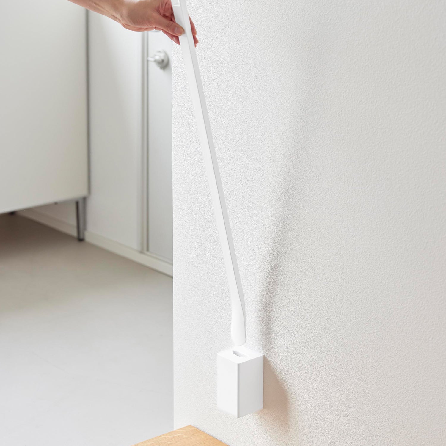 壁付け靴ベラスタンドセット タワー 65cm | 山崎実業【公式】