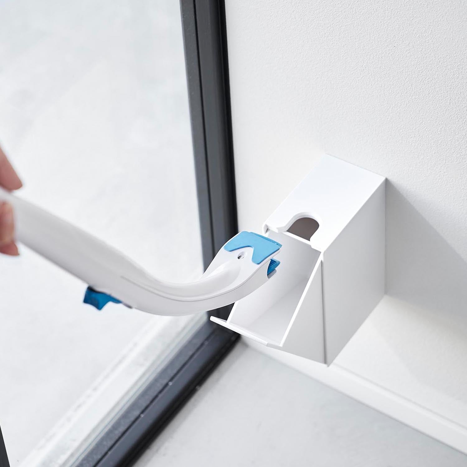 ウォール流せるトイレブラシホルダー タワー 石こうボード壁対応