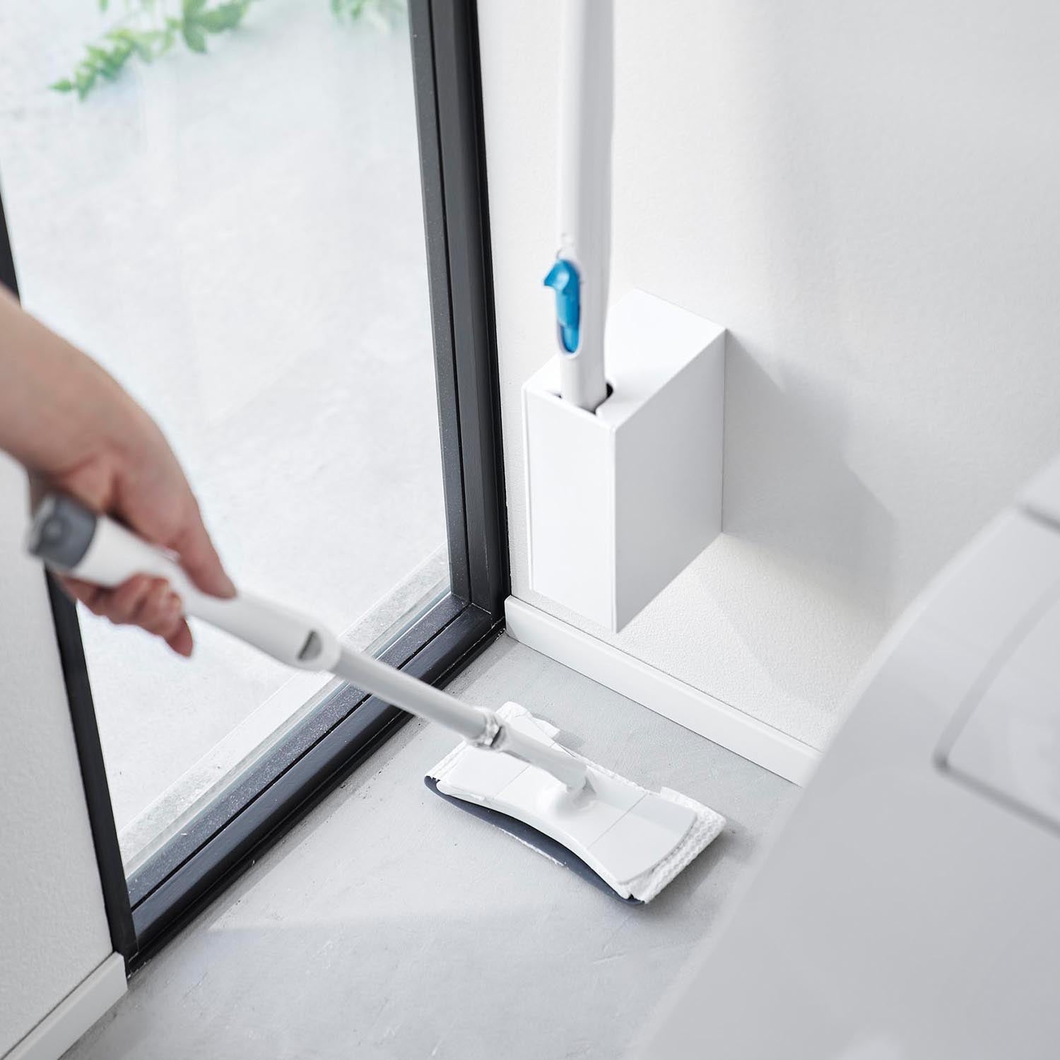ウォール流せるトイレブラシホルダー タワー 石こうボード壁対応