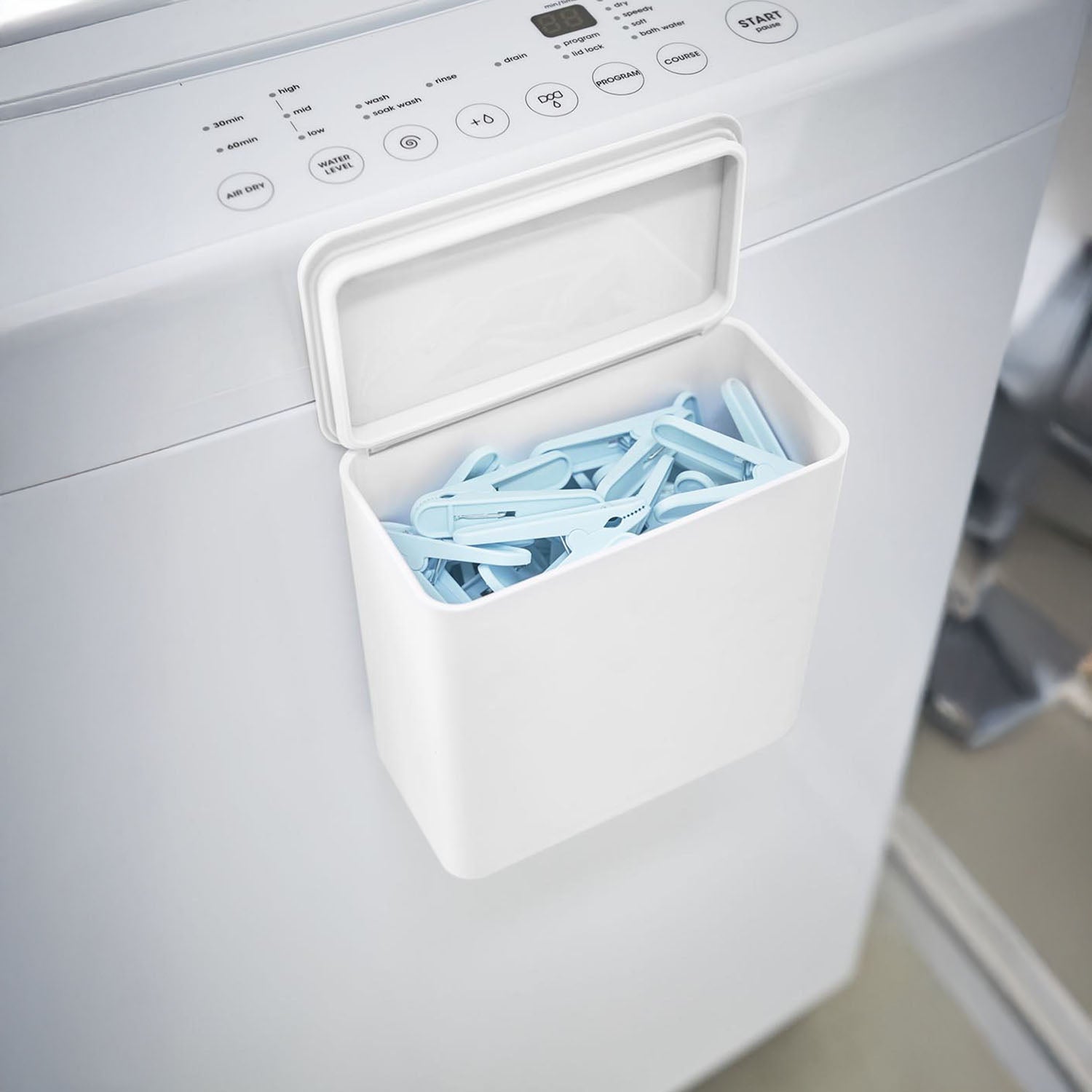 マグネット洗濯洗剤ボールストッカー タワー | 山崎実業【公式】